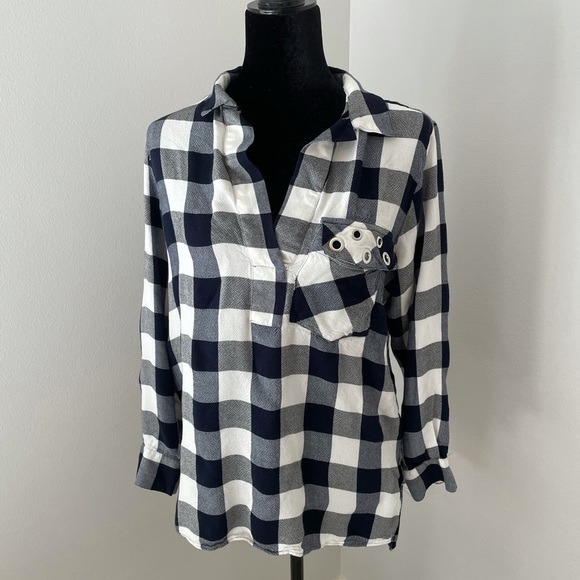 Zara Top with pocket detail size M - Picture 1 of 4